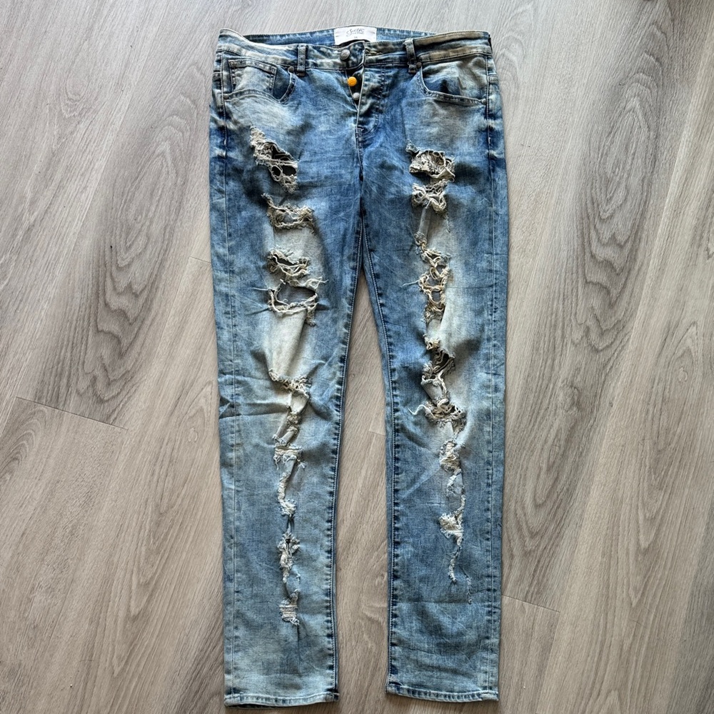Distressed Light Blue Men’s Ripped Jeans “Sixth June”